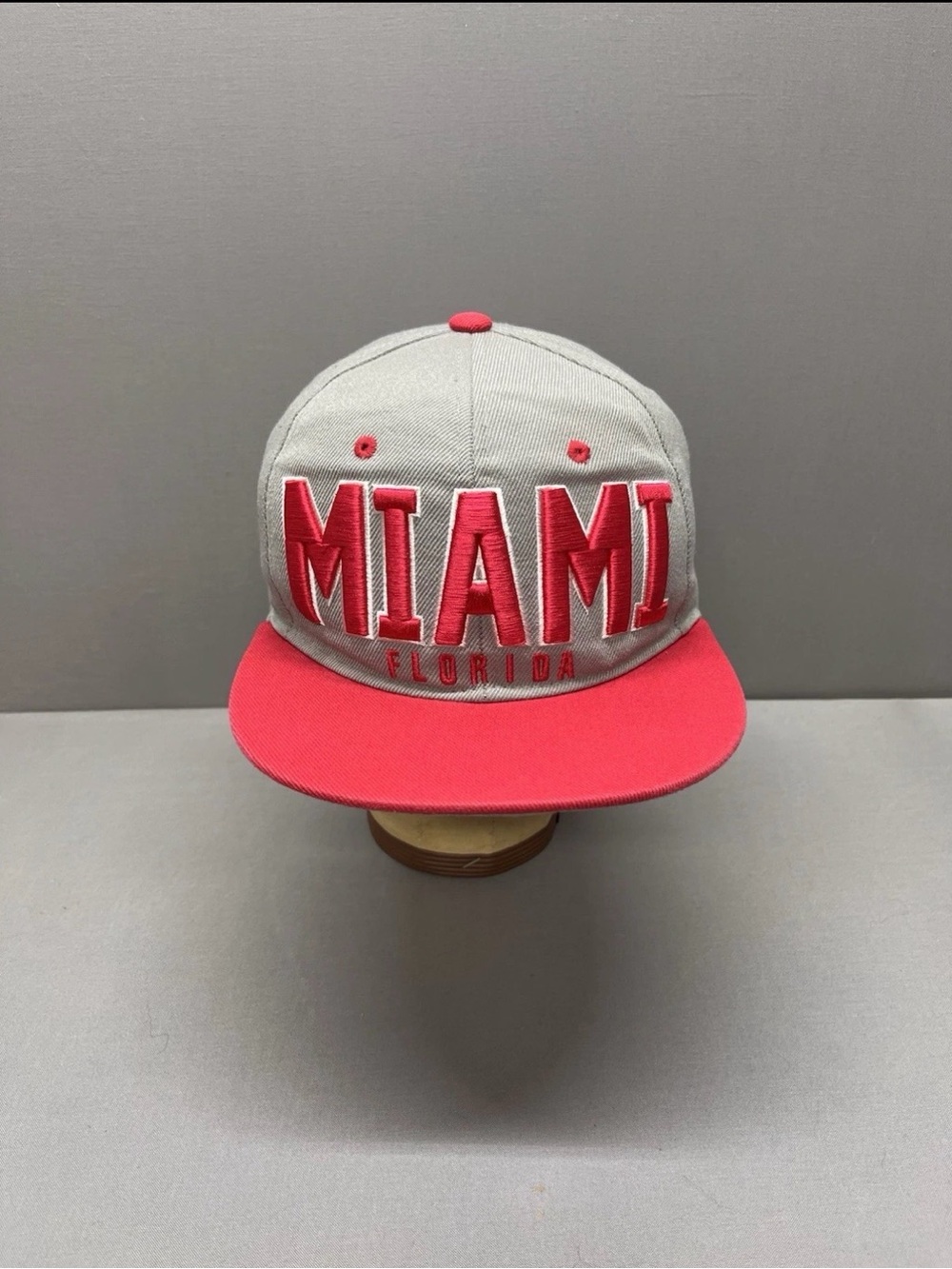 Miami Embroidered Snapback Hat - Gray and Red